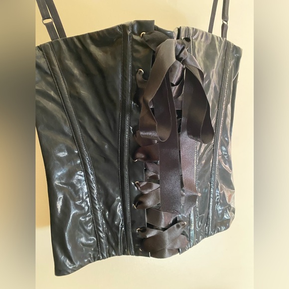 NWT Vintage D & G Dolce & Gabbana Black Bustier Top Size 40 - Picture 10 of 16